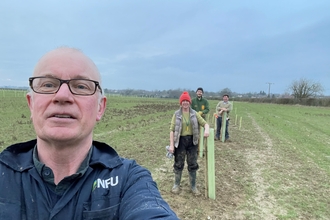 Agroforesty at Shimpling - John Pawsey and his team in action