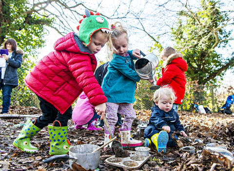 wild tots mud kitchen