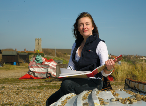 Ruth Wharrier, School of Botanical Art Tutor